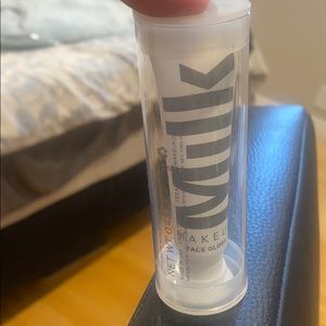 Milk face gloss
